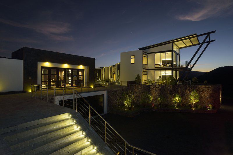 Pikaia Lodge Santa Cruz Island Екстериор снимка
