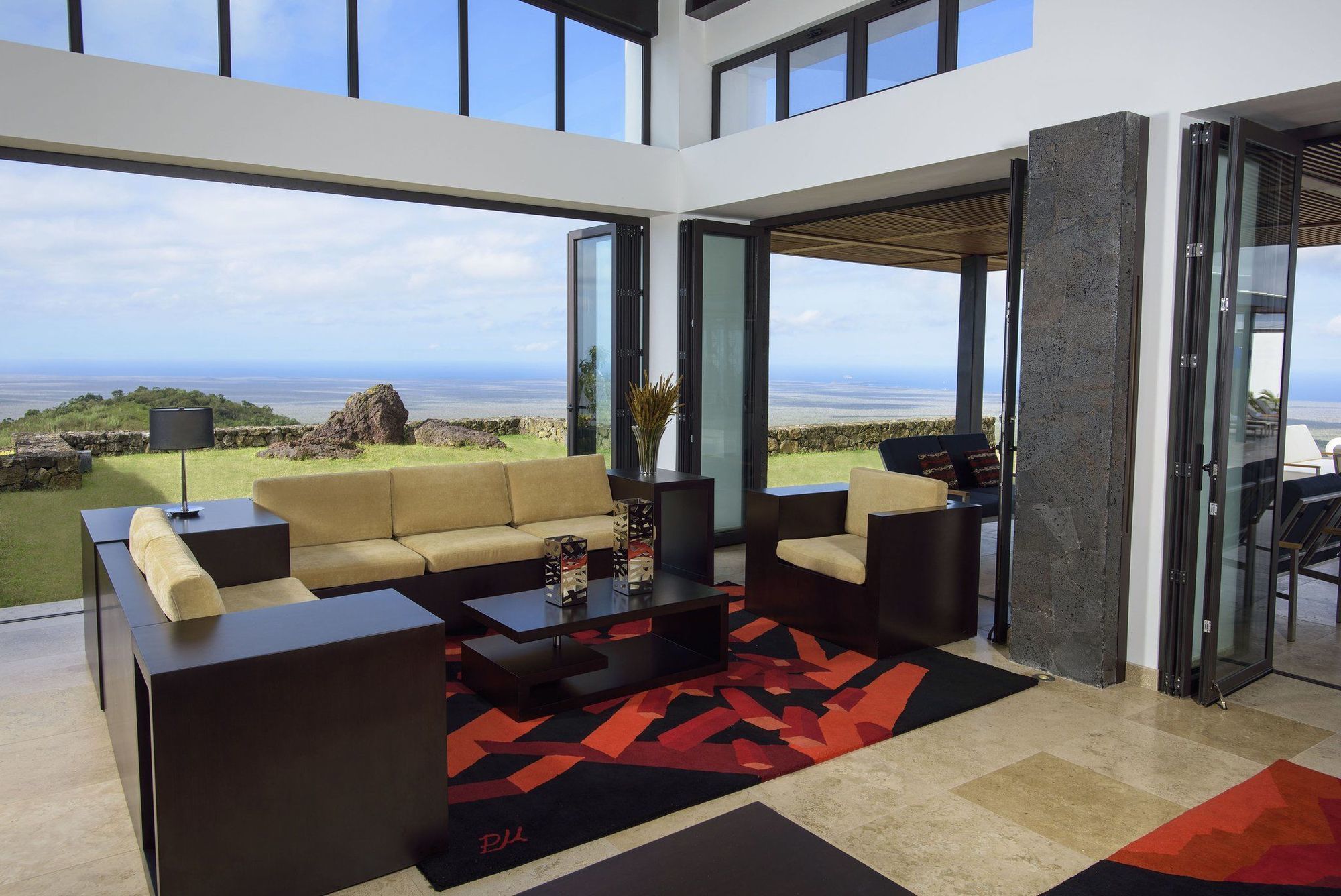 Pikaia Lodge Santa Cruz Island Екстериор снимка