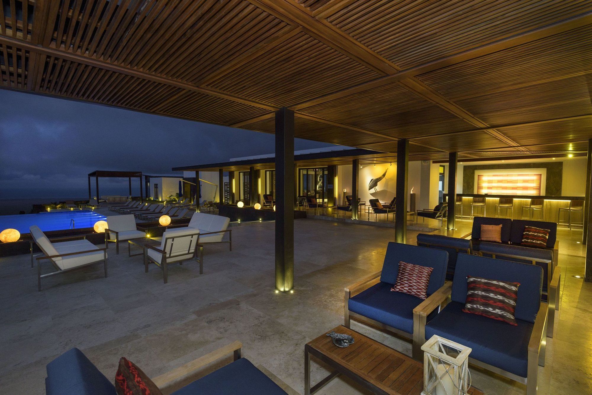 Pikaia Lodge Santa Cruz Island Екстериор снимка