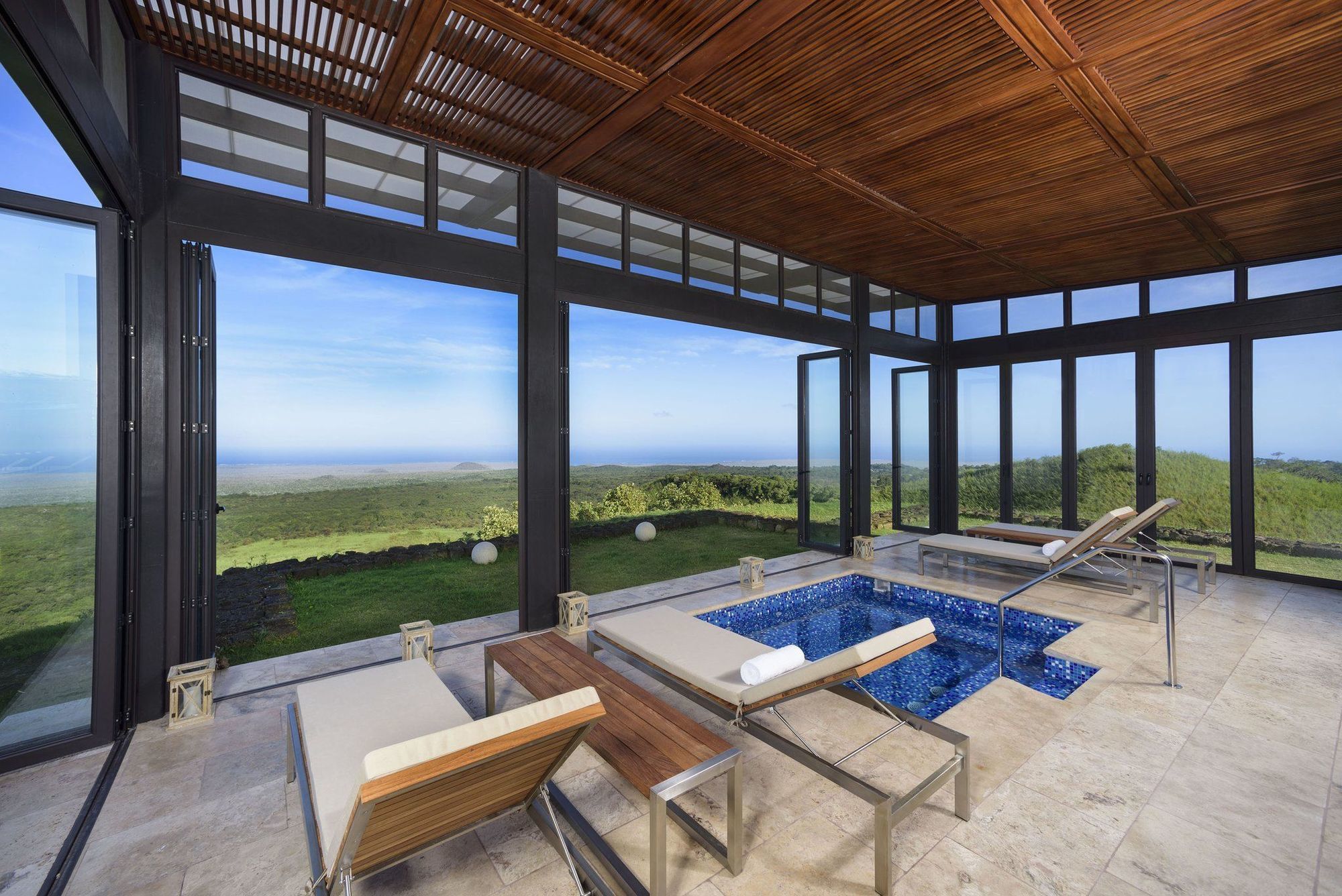 Pikaia Lodge Santa Cruz Island Екстериор снимка